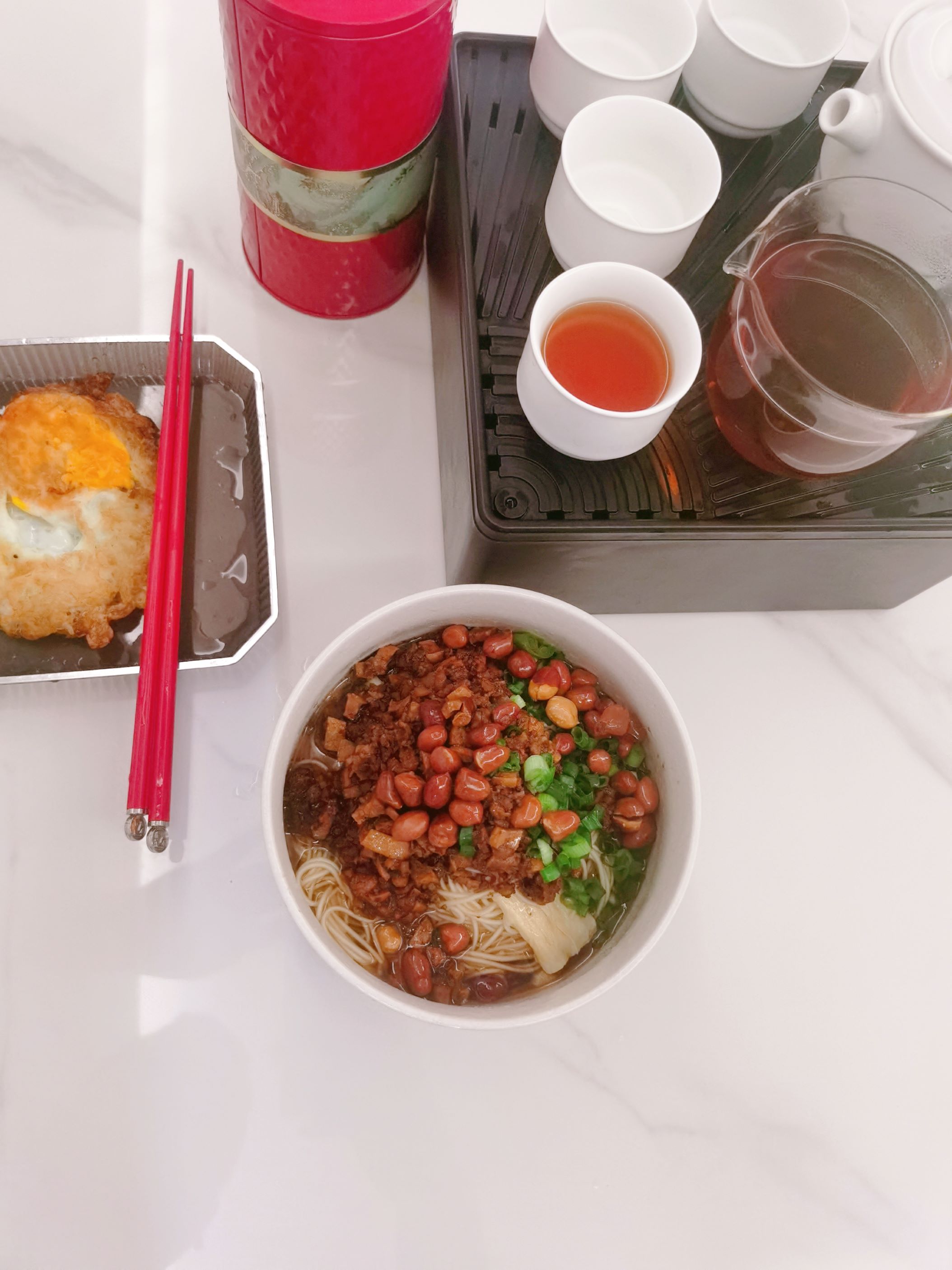 周末的面和茶1.jpg