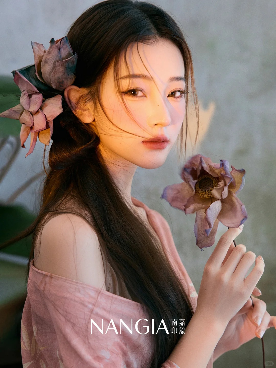 一池残荷，梦断秋水🪷古风少女感新中式写真_7_南嘉STUDIO_来自小红书网页版.jpg