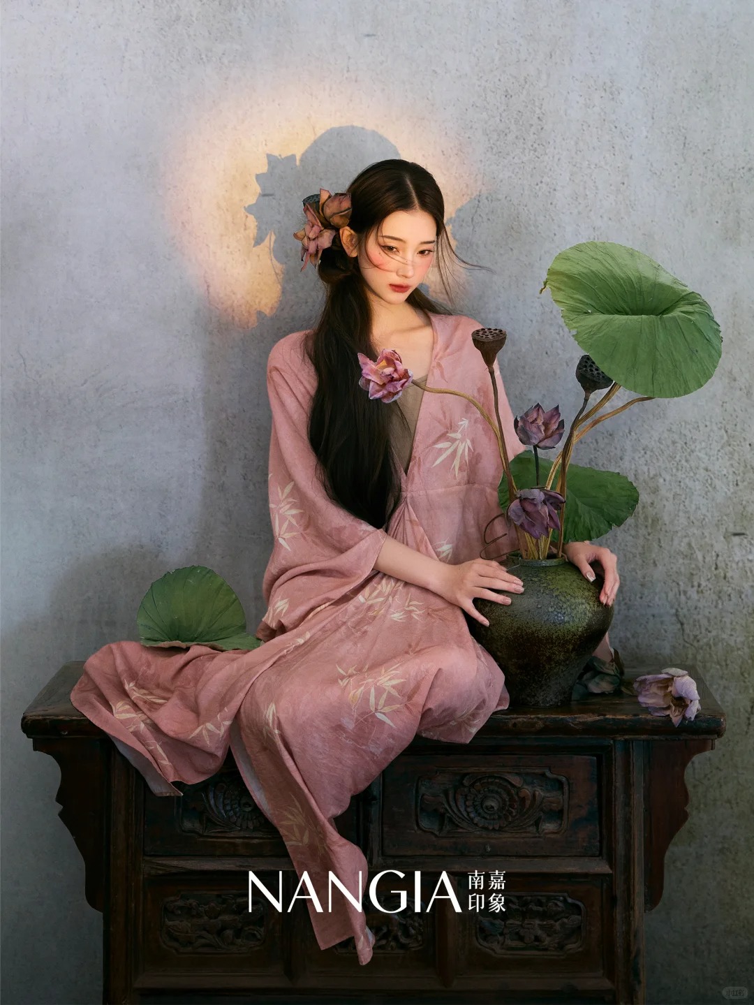 一池残荷，梦断秋水🪷古风少女感新中式写真_8_南嘉STUDIO_来自小红书网页版.jpg